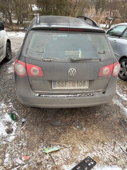 Volkswagen Passat b6 2.0tdi - 4