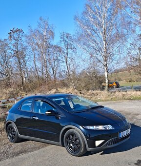 Civic 8G 1.8 103kw 720000km  - 4
