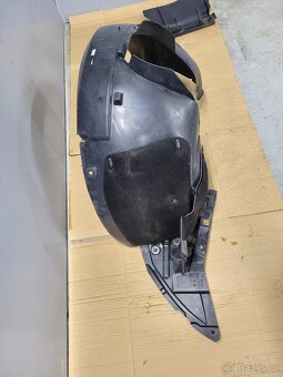Originál přední pravý podběh Citroen C3 Picasso - 4