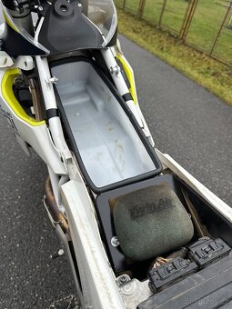 Husqvarna 701 enduro - 4