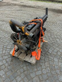 Motor zetor 8601 - 4