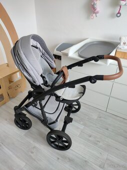 Kombinovaný kočárek Junama Space - 4