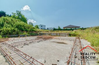 Prodej pozemků na 2x dvojdům (včetně stavebního povolení), 1 - 4