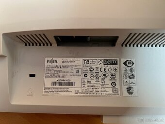 Monitor Fujitsu 22" - 4