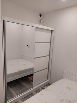 Pronájem kompletně zařízeného bytu 2+kk, 51 m² – Sedlec - 4