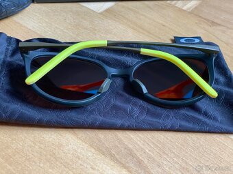 Sluneční brýle Oakley - 4