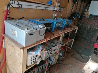 Prodám lodě s elektromotorem dvěma materiemi - 4