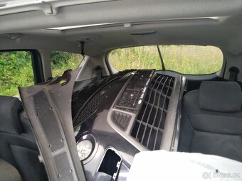 Veškeré náhradní díly z Ford S-MAX 2008 - 4