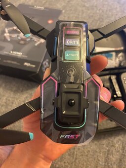 Dron Lu60 - 4