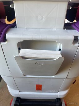 Autosedacka Romer kidfix 15-36 kg isofix vycistena - 4
