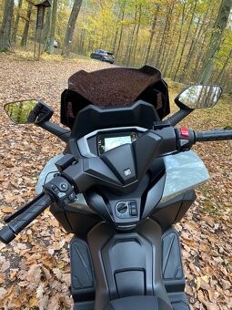 NOVÁ Honda Forza 350 + smart box - 4