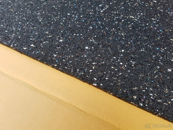 Fitness podložka pod stroje a činky 125x80 - velmi odolná - 4