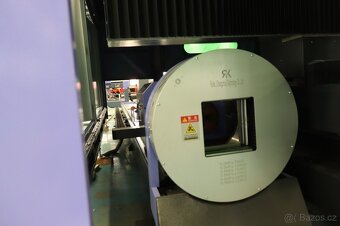 Fiber laser na kov 6kW s kabinou, rotační osou a 2. stolem - 4