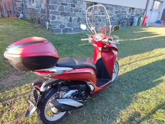Honda SH 350 i ABS, TC (2021) kufr, CZ doklady VÝPRODEJ - 4