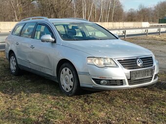 VW Passat B6 stříbrná a černá 3.2 V6 184kw náhradní díly - 4