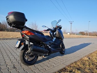 Yamaha X-MAX 300 - 4