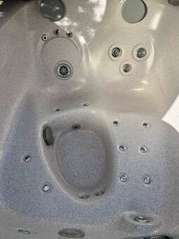 Prodám whirpool venkovní USSPA - 4