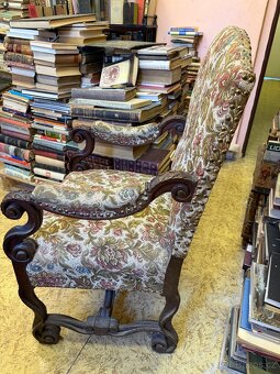 Starožitné křeslo - 4