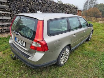 Volvo V70 - 4