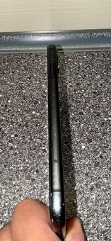 iPhone 11 64GB - 4