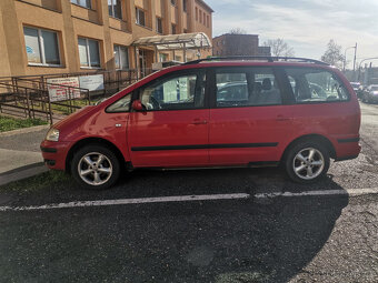 SHARAN 1,9 TDi  85kW na dojetí, opravu nebo díly - 4