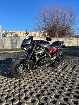 Triumph street triple 765 RS 2022 - 4