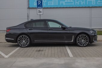BMW Rad 7 730d xDrive-Vzduch-Pano-Harman-Headup-SoftClose - 4