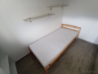 Postel masiv 90x200, nová matrace - 4