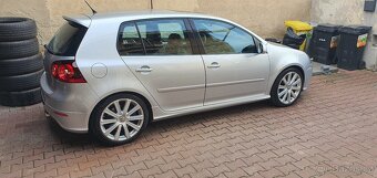 VW Golf V R32 3,2i V6 184kW 4x4 DSG 2009 - 4