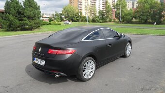 Renault Laguna Coupé 2.0 dCi 4Control 131kW - 4