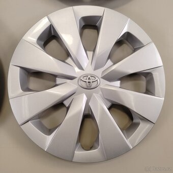 Poklice Toyota 15" 4ks - 4