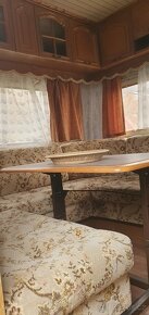 Karavan Hobby 495 - 4