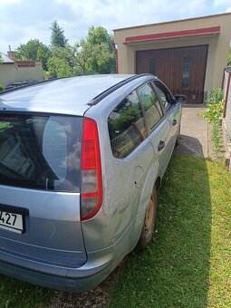 Ford Focus 1.6 - 4