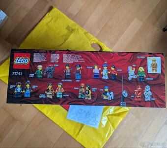 Lego 71741 Ninjago City Gardens - 4