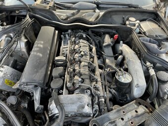 Mercedes-Benz w211 e320cdi 150kw - 4