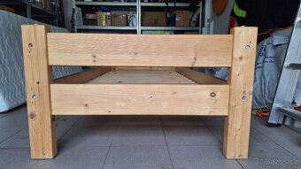 Dětská postel z masivu 90×200 cm + matrace + zábrana - 4