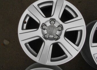 Alu disky originál Audi 17", 5x112, ET 33, šíře 7J - 4