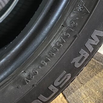 Zimní pneu 215/50 R18 92V Nokian 7mm - 4