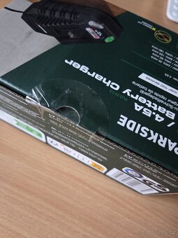 Parkside nabíječka a akumulátor 4Ah - 4