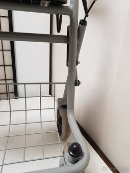 NOVÉ chodítko za polovinu  ZASLÁNÍ POŠTA - 4