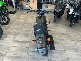 UM Motorcycles Renegade Commando 125 2025 - 4