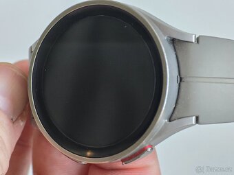 samsung galaxy watch 5 pro LTE + stojánek pro bezdr nab. - 4