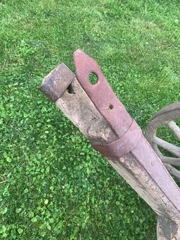 Retro- nákolesník z koňského povozu -loukoťové kola - 4