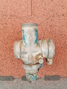 Prodám karburátor Jikov 2924 V - 4