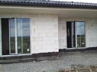 Francouzské posuvné okna 2000 x 2000 mm. Skladem - 4