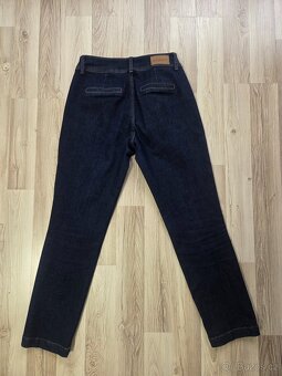 Nádherné džíny vel. 38 elastické - 4