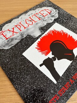 The Exploited – Let's Start A War - 4