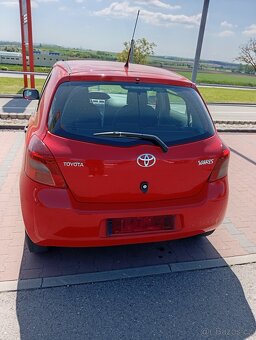Toyota Yaris 1.0 51kw - 4
