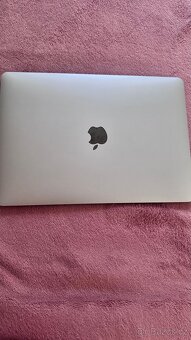 MacBook Air 13” (2020) – i3/8GB/256GB - 4