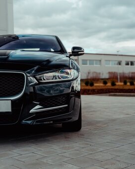 Jaguar XE R-sport AWD 4x4 Navi 2.0D 132kw - 4
